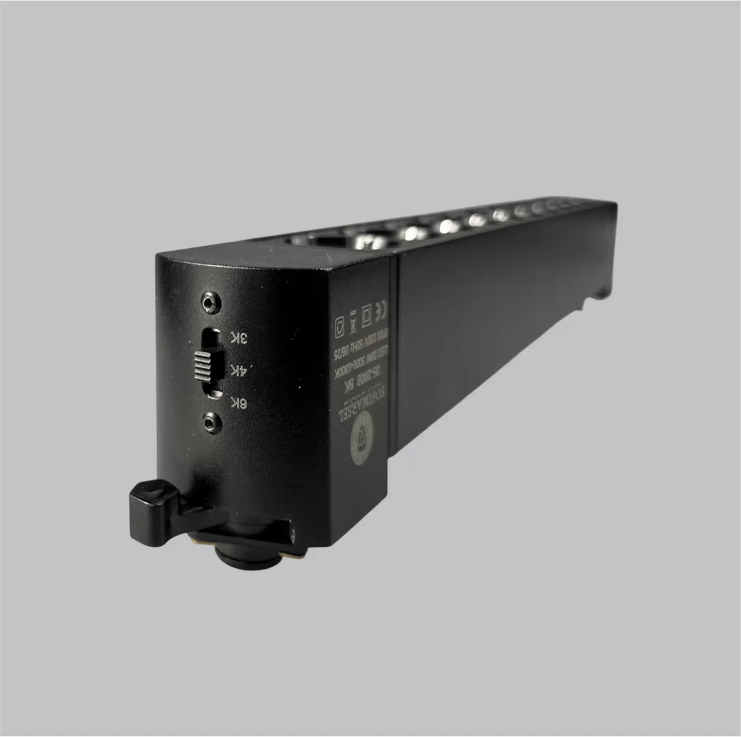 TRL 02-14 - Светильник трековый 230v 30W 4000K (черный)